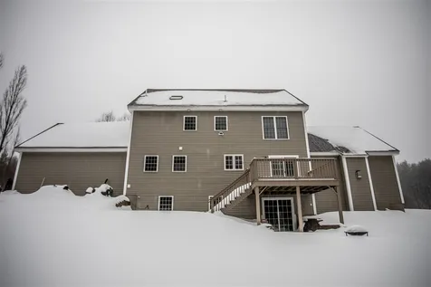 13 Candlestick Lane Sandown NH 03873