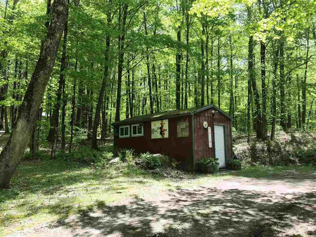 238 Hollow Hide A Way Road Shaftsbury VT 05262