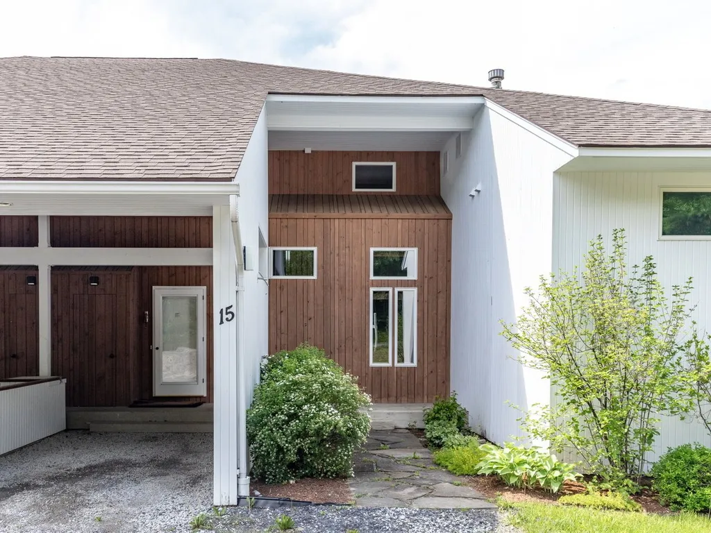 145 Meadow Lane Warren VT 05674