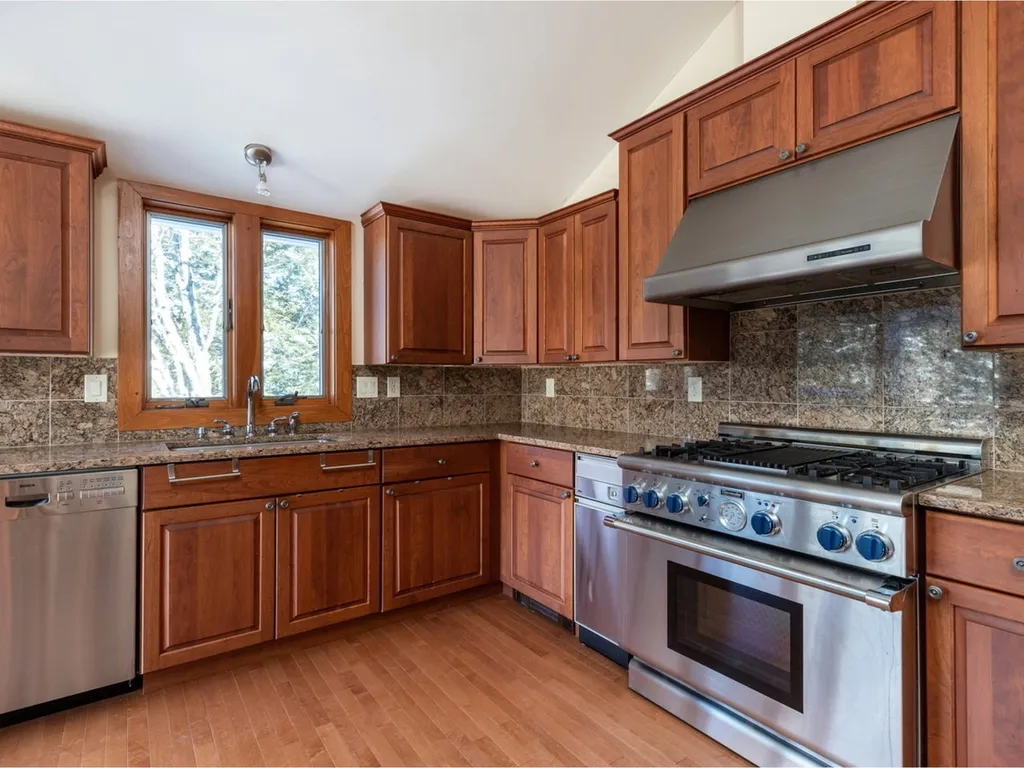 145 Meadow Lane Warren VT 05674