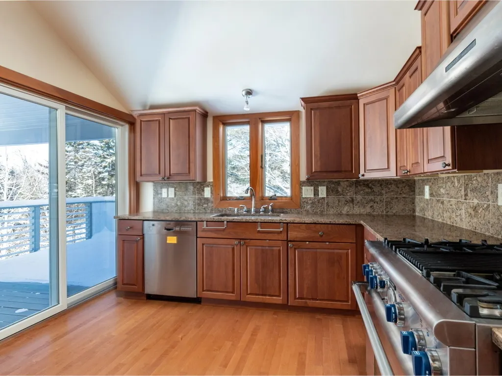 145 Meadow Lane Warren VT 05674