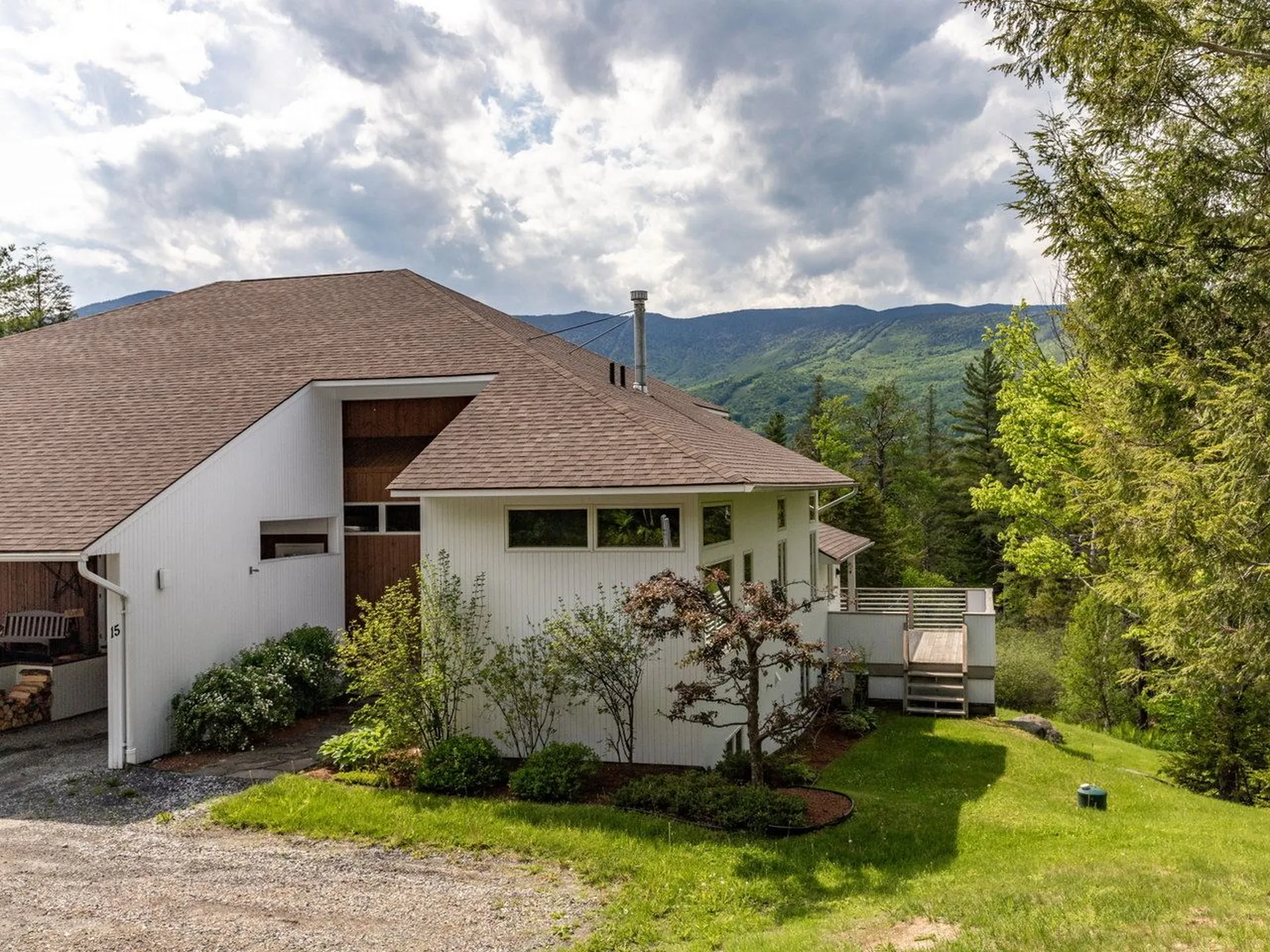 145 Meadow Lane Warren VT 05674