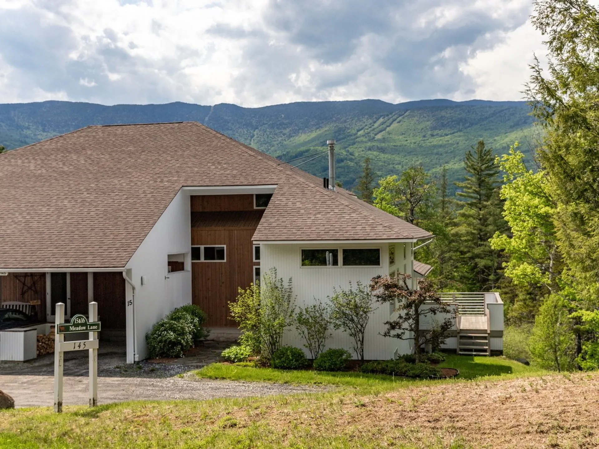 145 Meadow Lane Warren VT 05674