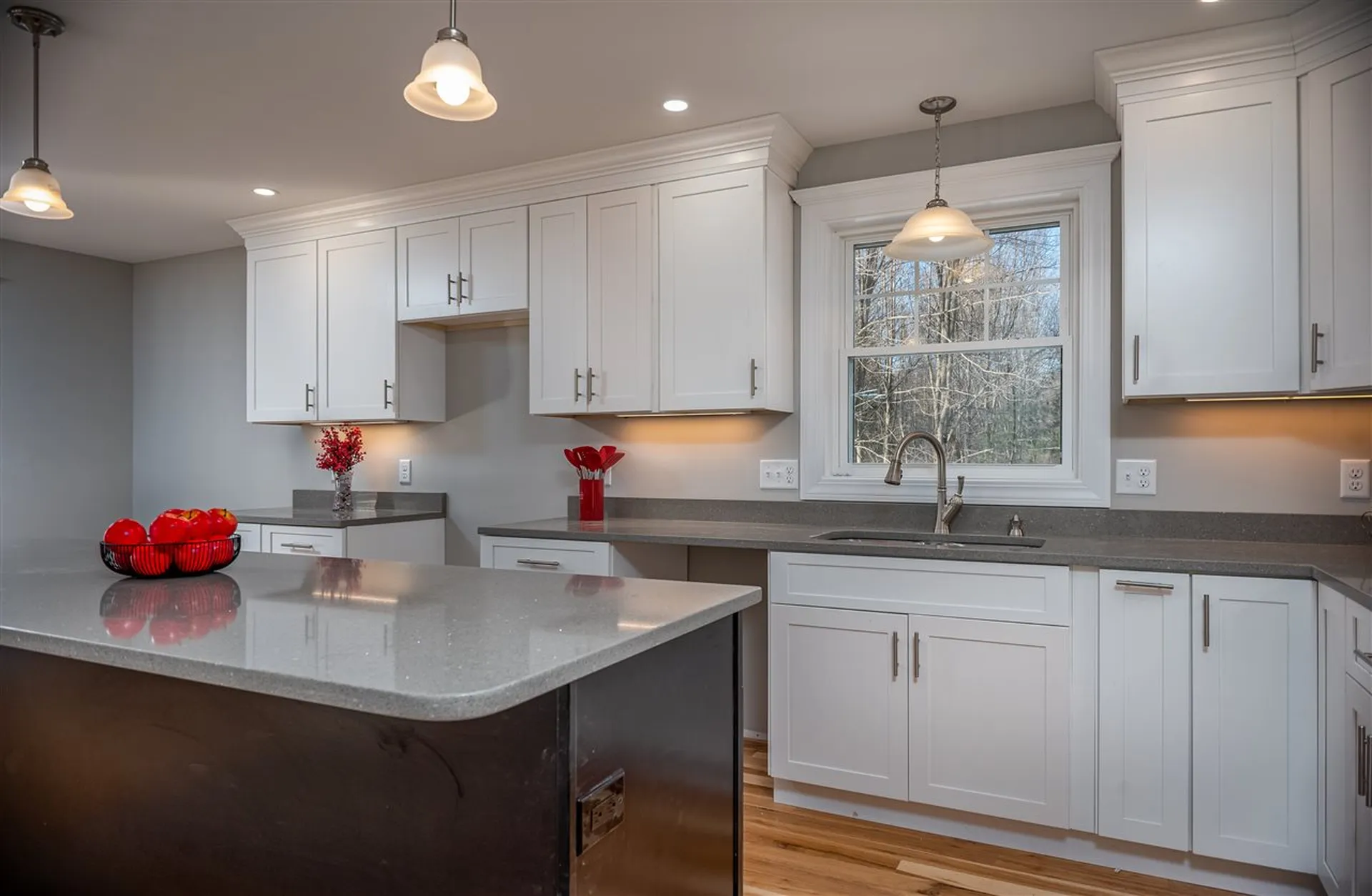 8 Oldenburg Lane Rollinsford NH 03869