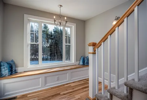 8 Oldenburg Lane Rollinsford NH 03869