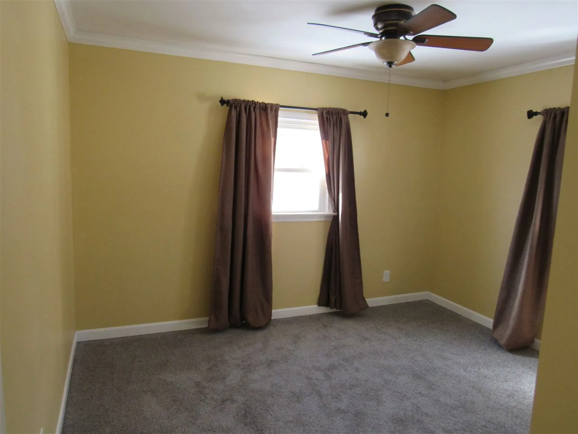 5 Fox Circle Keene NH 03431