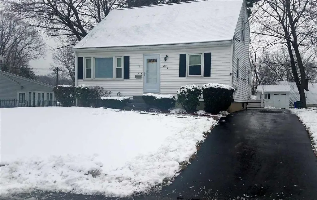 295 Sagamore Street Manchester NH 03104
