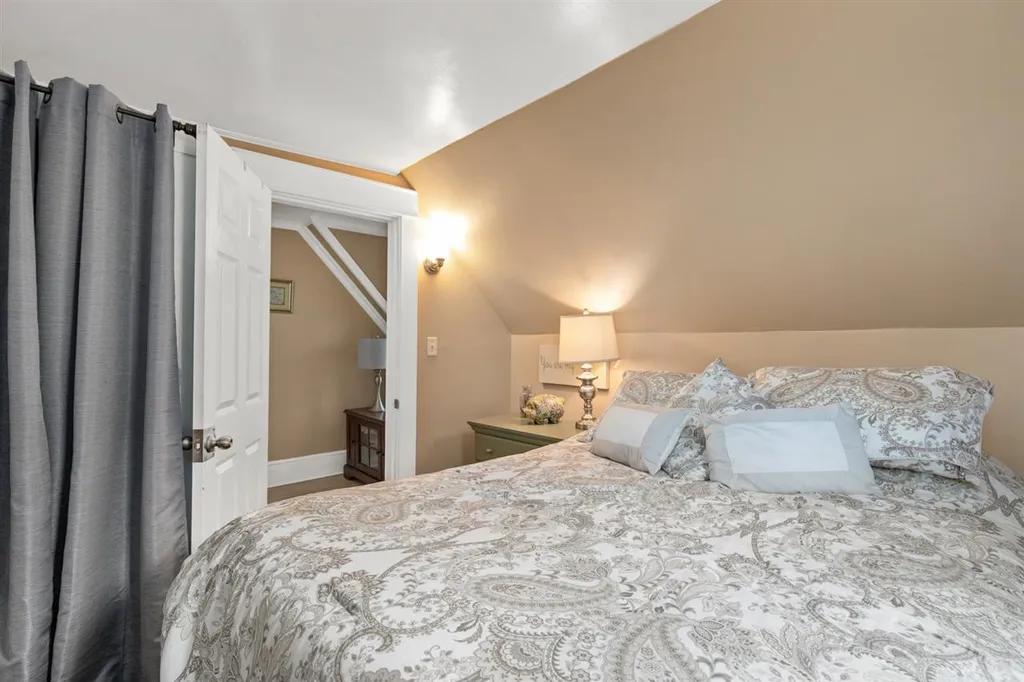 111 Stark Street Portsmouth NH 03801