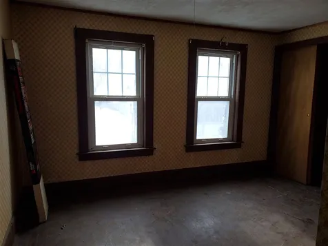 13 Edgewood Street Claremont NH 03743
