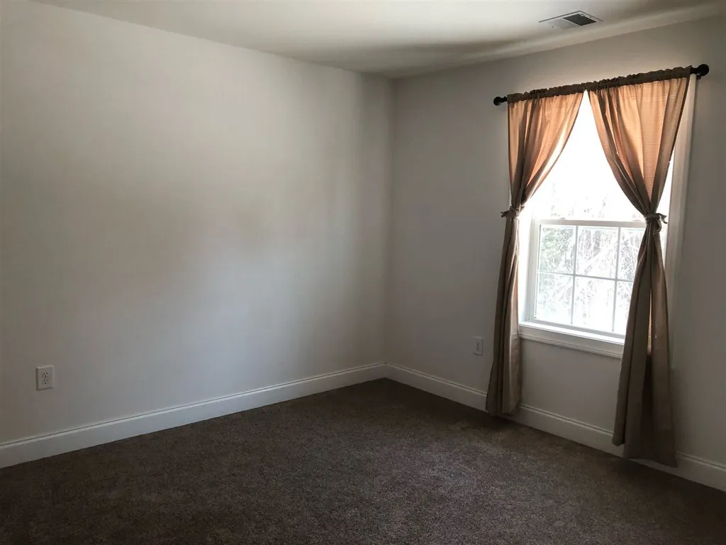 62 Mountain View Drive Lebanon NH 03766