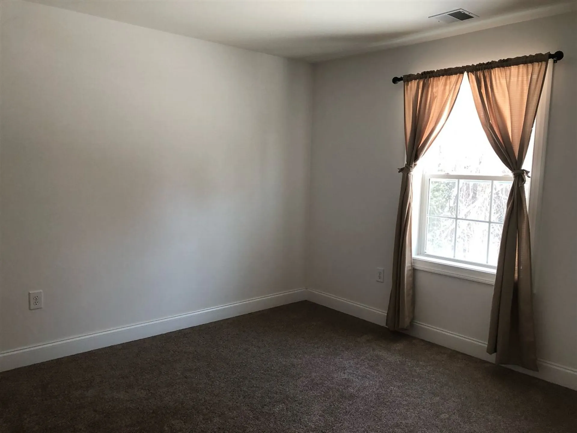 62 Mountain View Drive Lebanon NH 03766