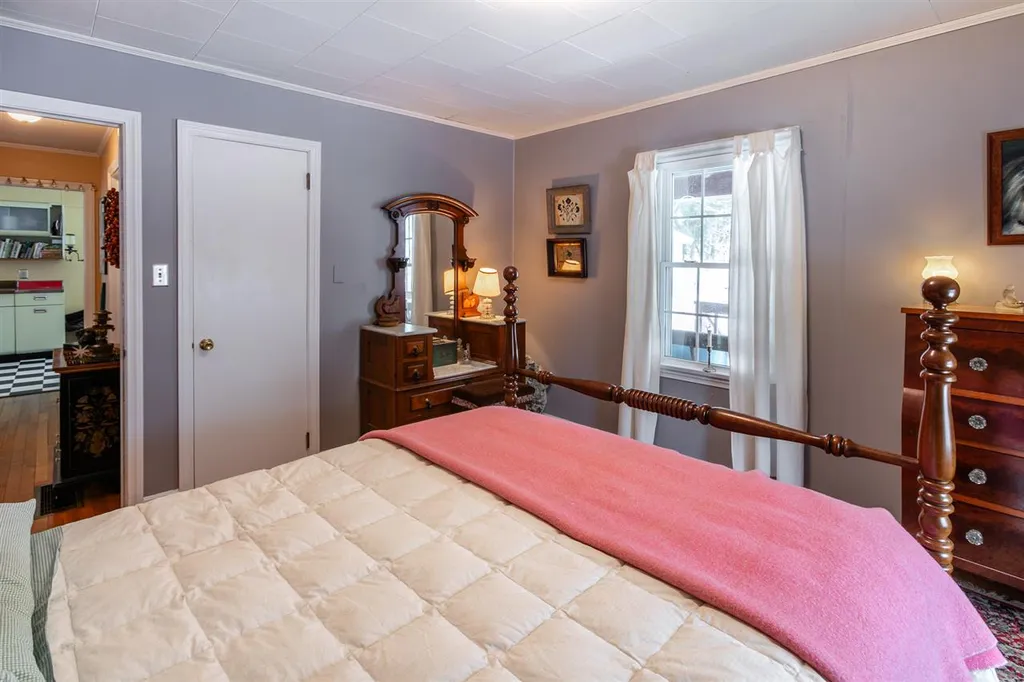 142 Slate Avenue Northfield VT 05663