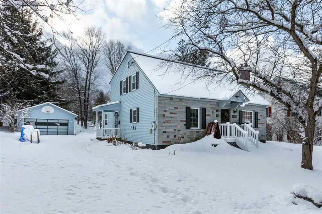 142 Slate Avenue Northfield VT 05663