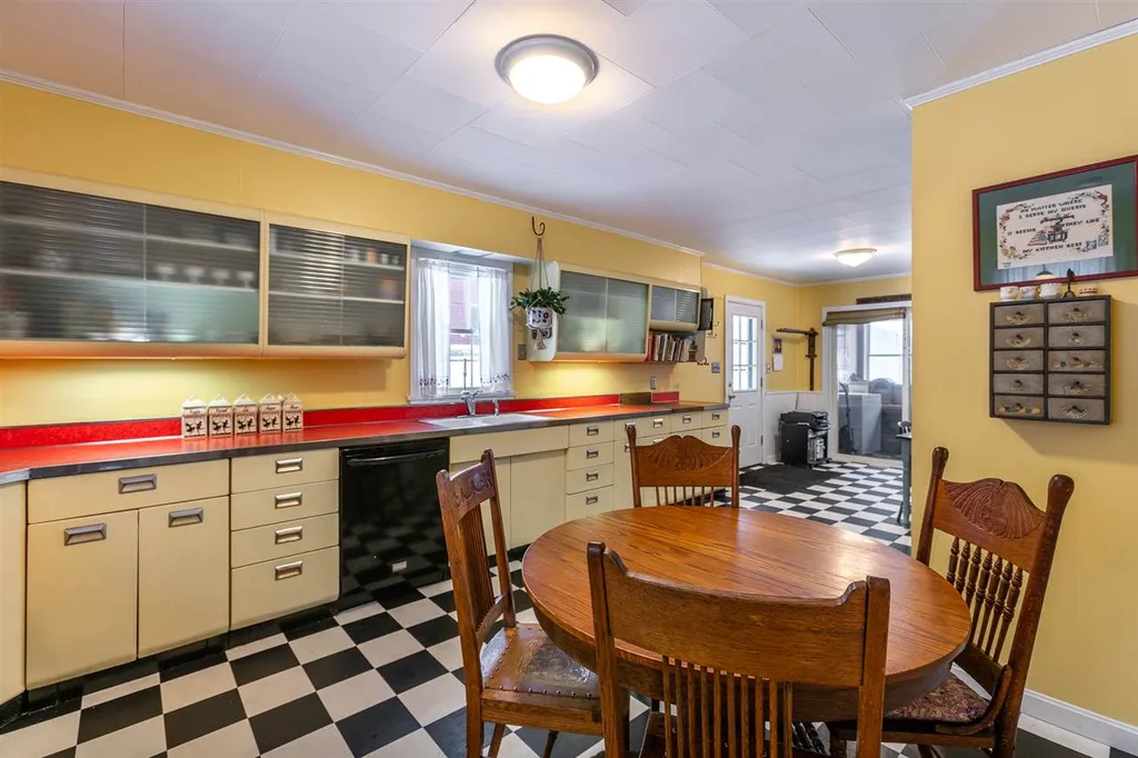 142 Slate Avenue Northfield VT 05663