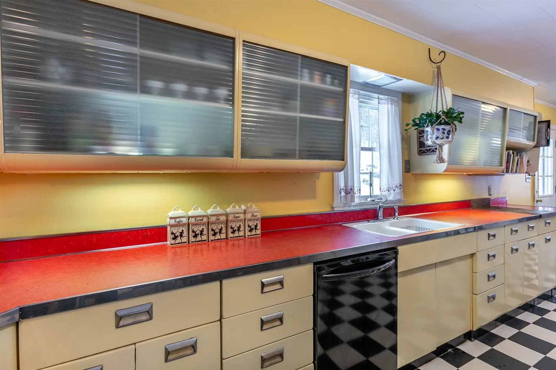 142 Slate Avenue Northfield VT 05663