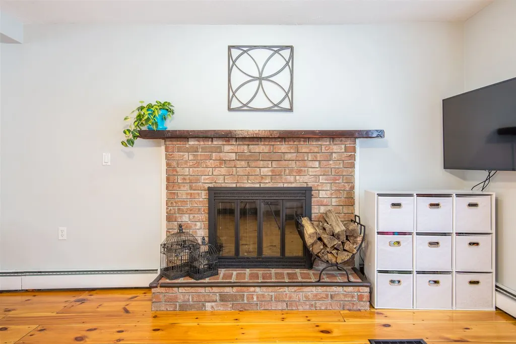5 Rosewood Lane Essex VT 05452