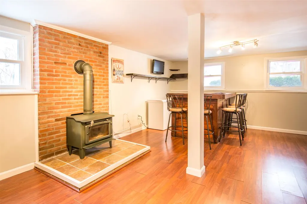 5 Rosewood Lane Essex VT 05452