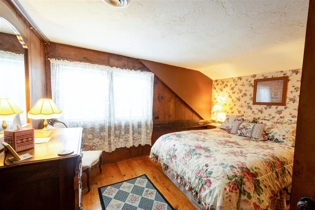 80 Pease Road Meredith NH 03253