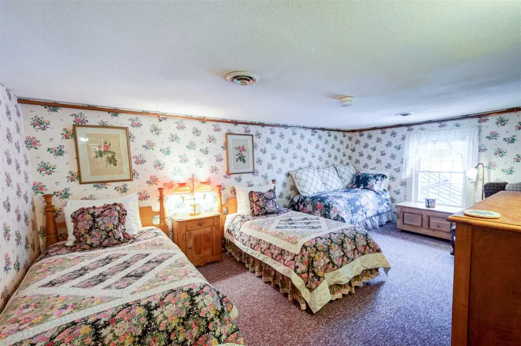 80 Pease Road Meredith NH 03253