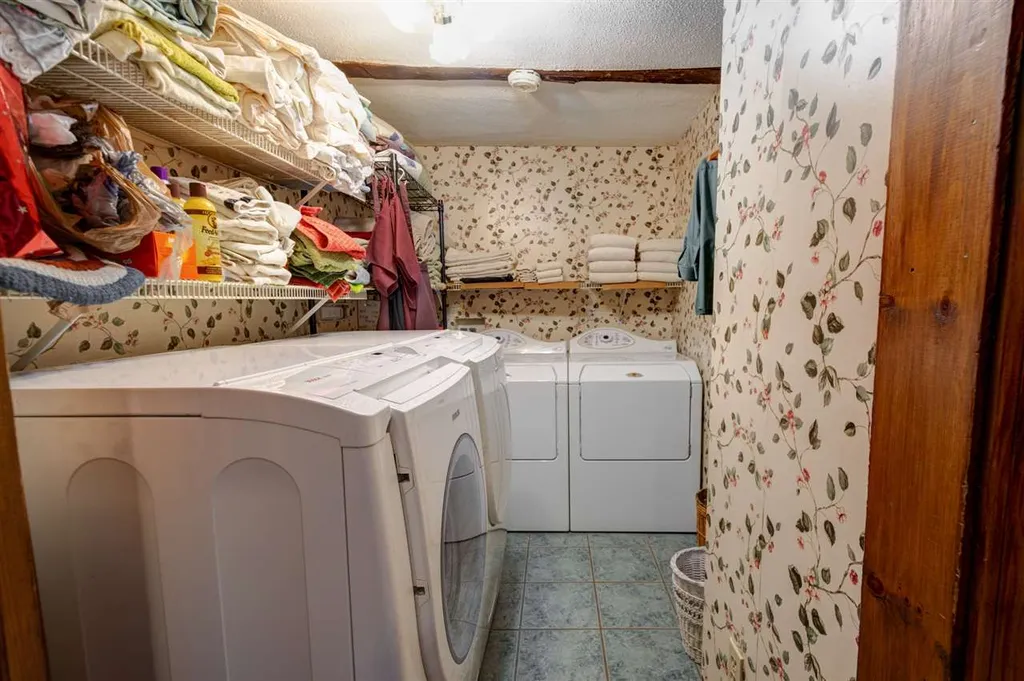 80 Pease Road Meredith NH 03253