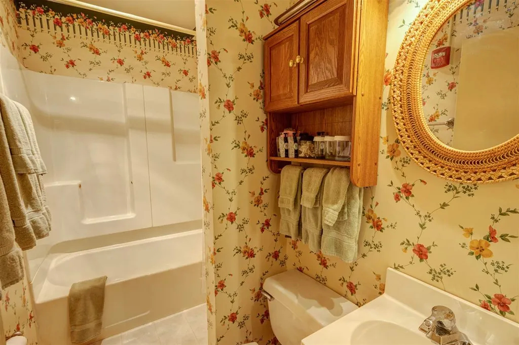80 Pease Road Meredith NH 03253