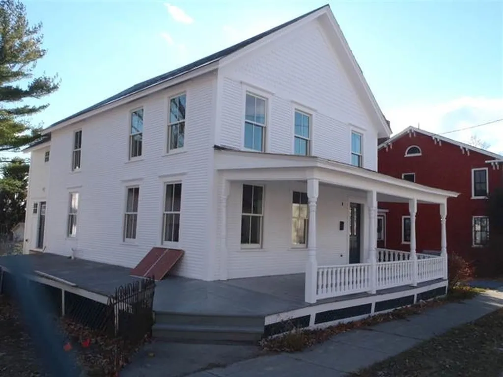 73 School Street Vergennes VT 05491