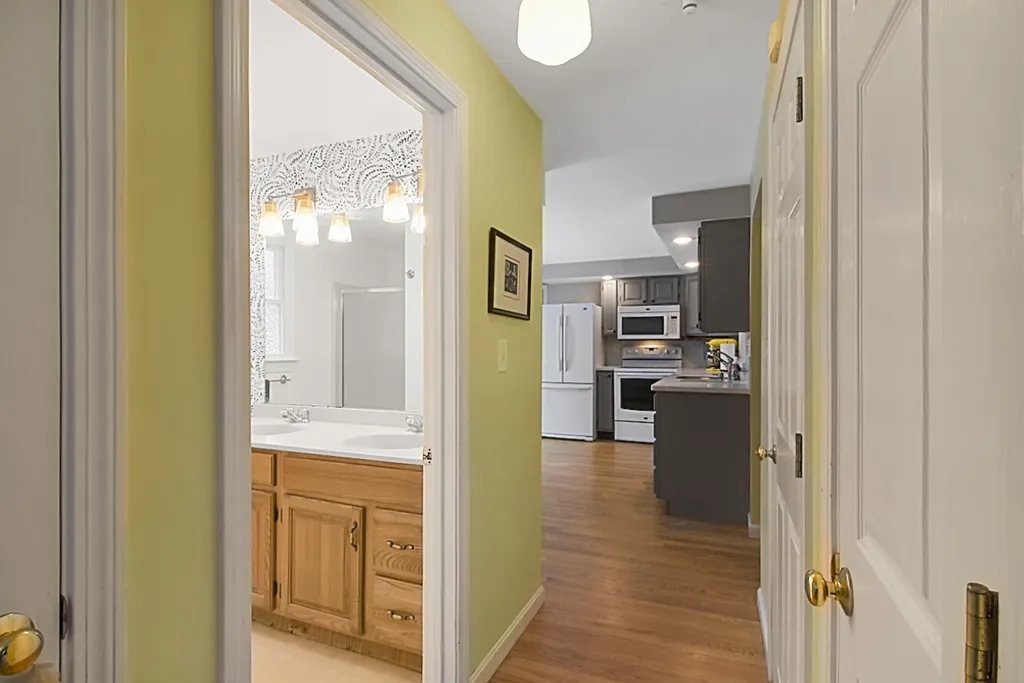 6 Ffrost Drive Durham NH 03824