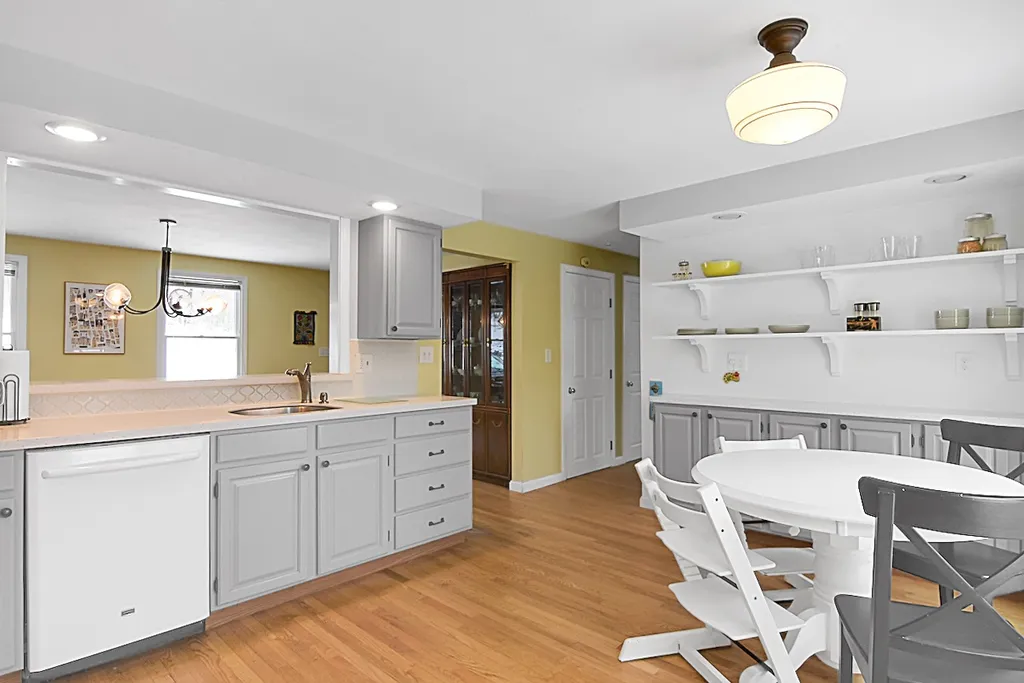 6 Ffrost Drive Durham NH 03824