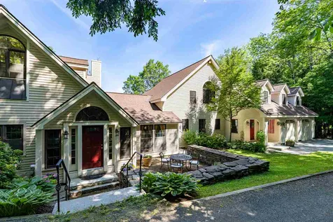 24 Hemlock Road Hanover NH 03755