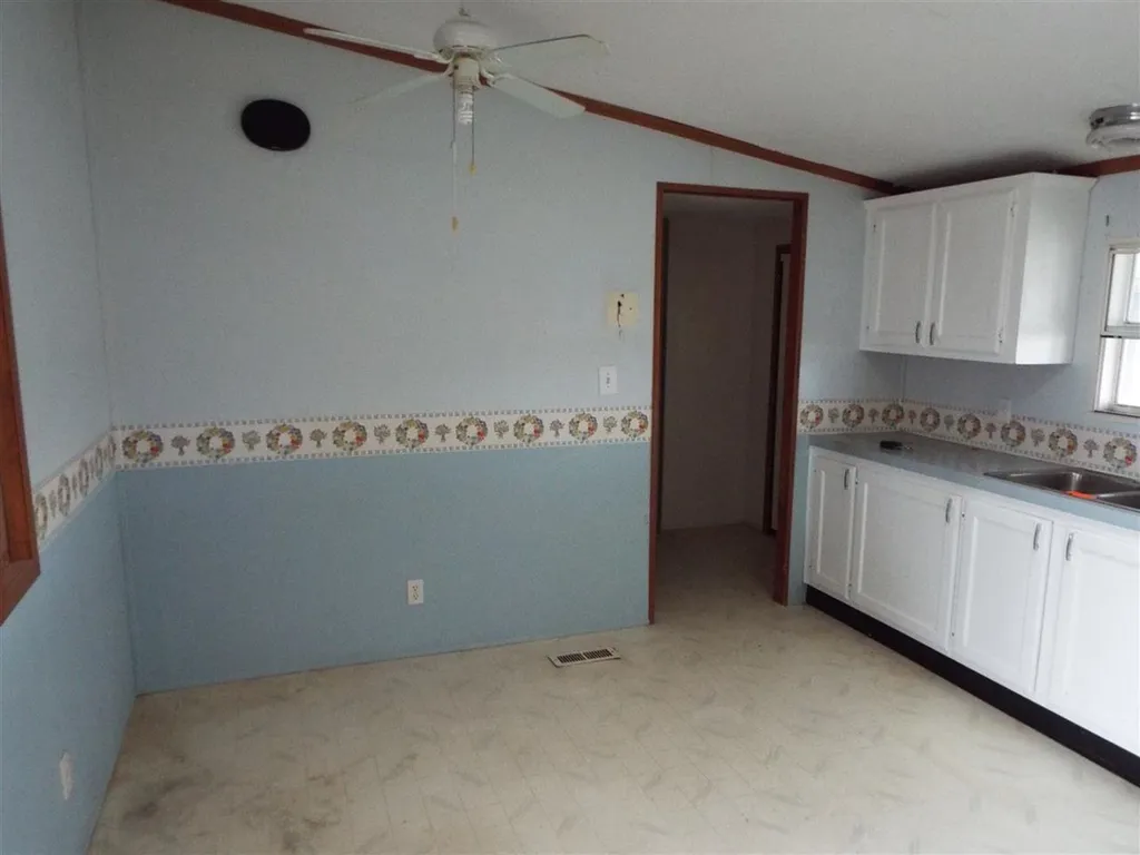2773 Lakeview Drive North Hero VT 05474