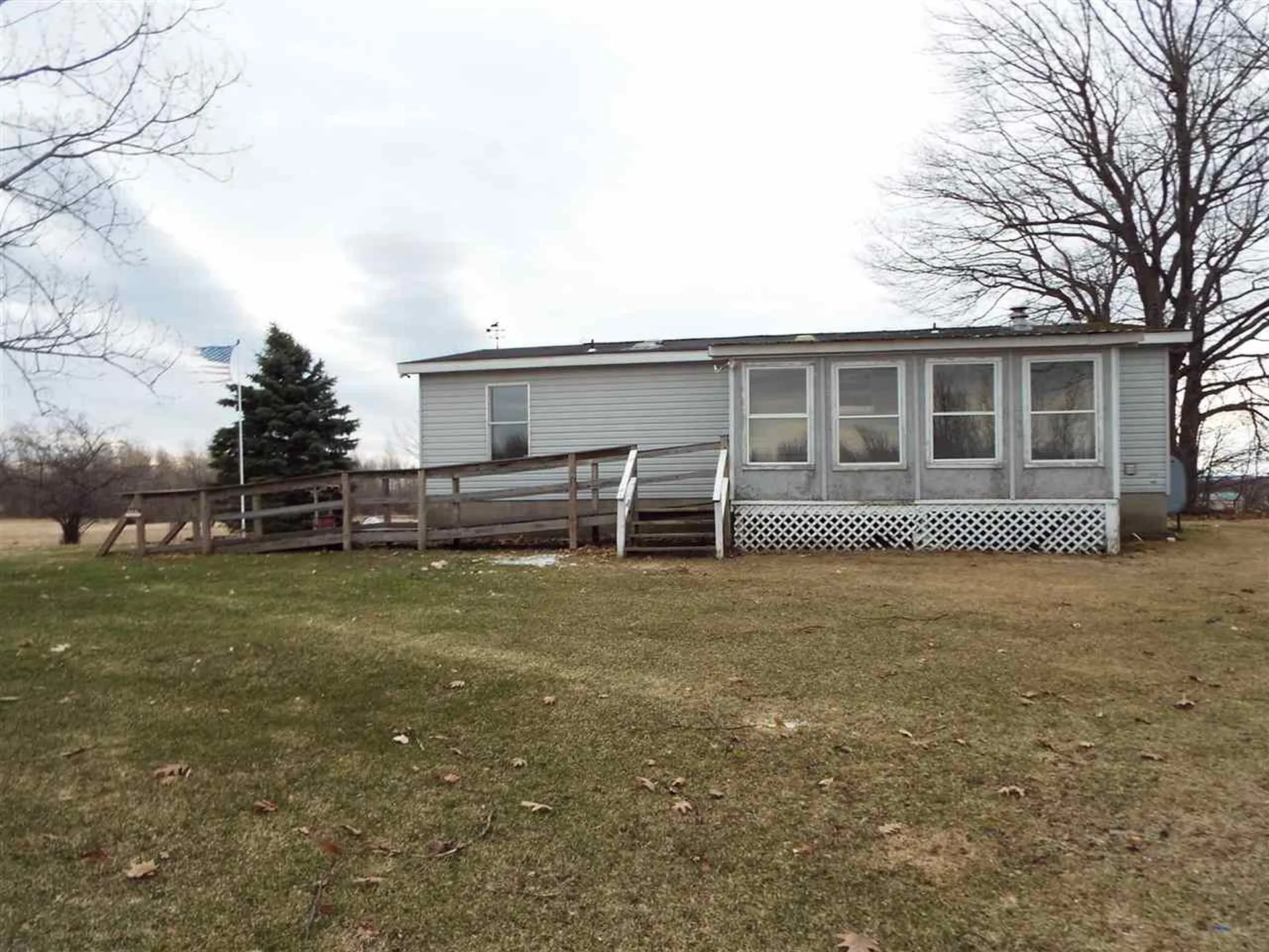 2773 Lakeview Drive North Hero VT 05474