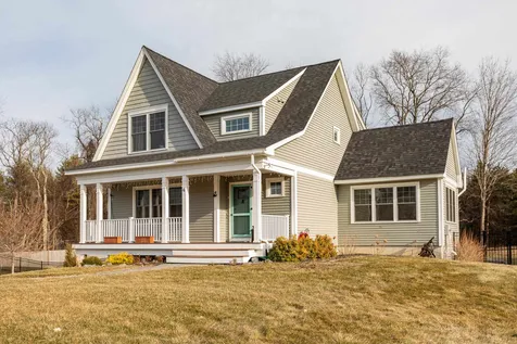 4 Cushman Way Greenland NH 03840