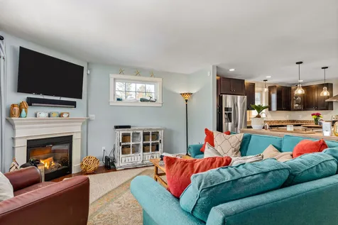 4 Cushman Way Greenland NH 03840