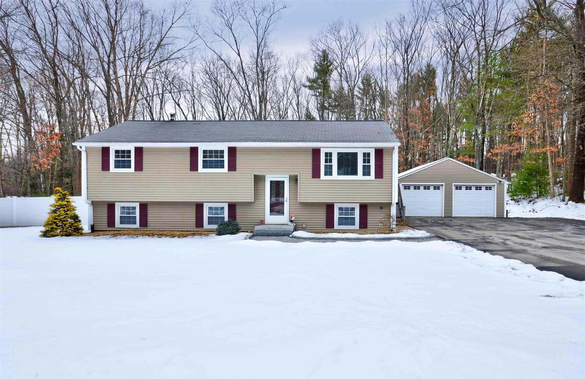 9 Waterville Drive Merrimack NH 03054