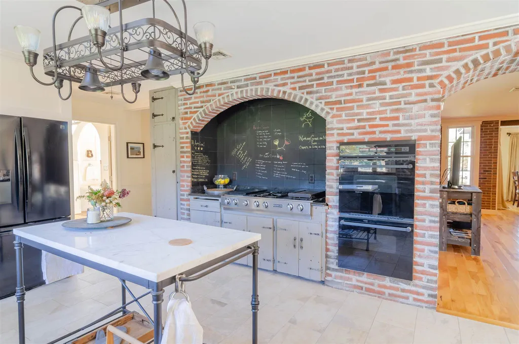 75 Exeter Road Epping NH 03042