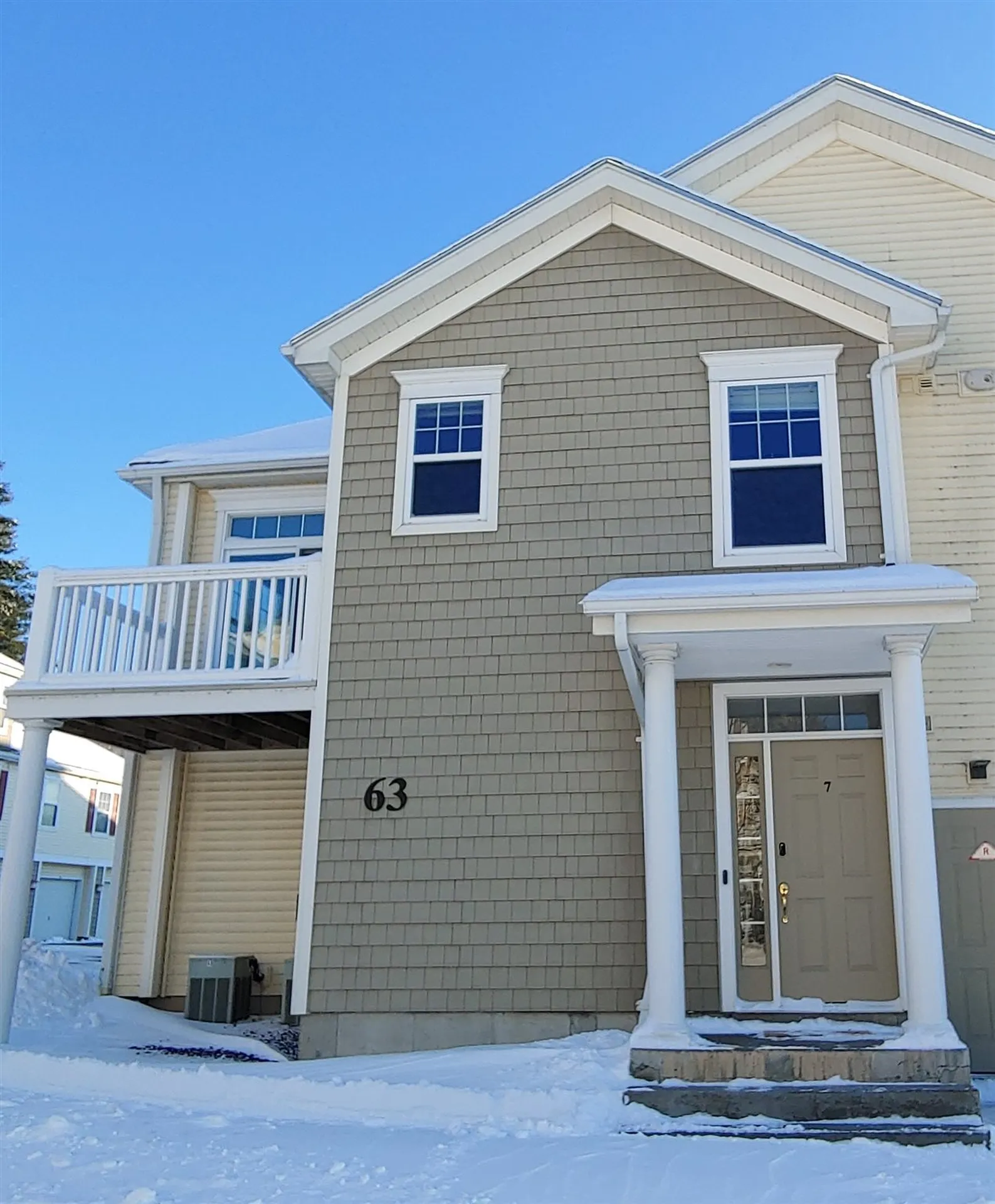 63 Pearl Street Essex VT 05452