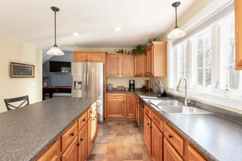 4 Mccarron Road Deerfield NH 03037