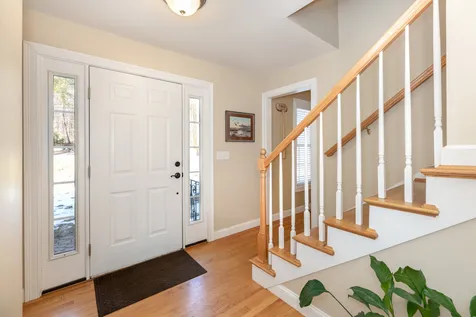 4 Mccarron Road Deerfield NH 03037
