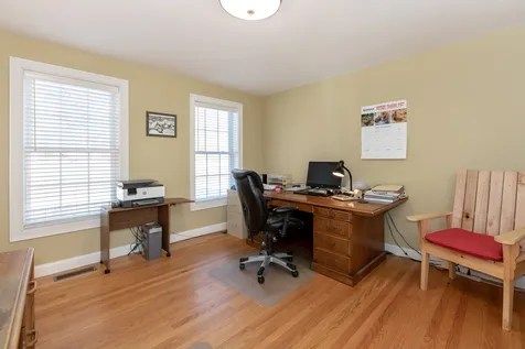 4 Mccarron Road Deerfield NH 03037