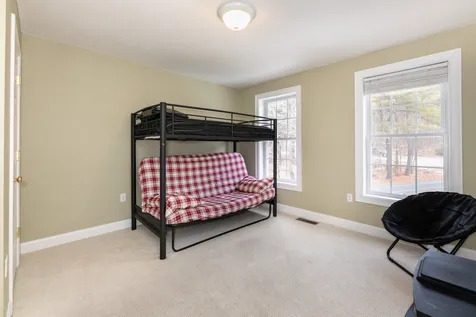 4 Mccarron Road Deerfield NH 03037