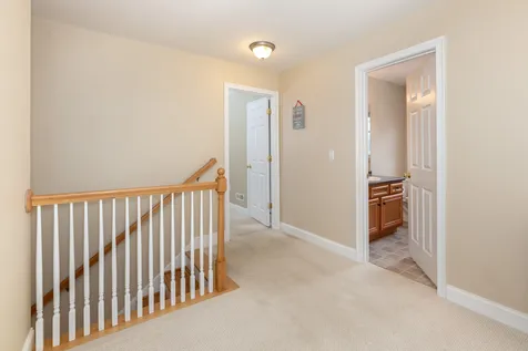 4 Mccarron Road Deerfield NH 03037