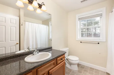 4 Mccarron Road Deerfield NH 03037