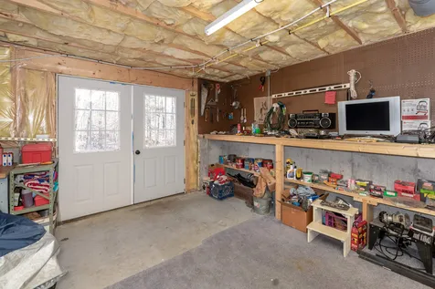 4 Mccarron Road Deerfield NH 03037