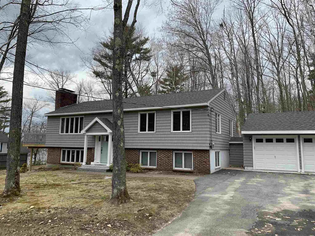 45 Winterhaven Road Wolfeboro NH 03894