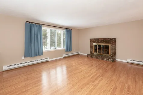 45 Winterhaven Road Wolfeboro NH 03894