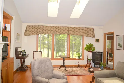 73 Greensward Drive Grantham NH 03753