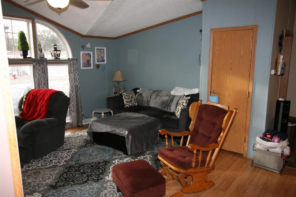 11 Darlene Lane Litchfield NH 03052-0000