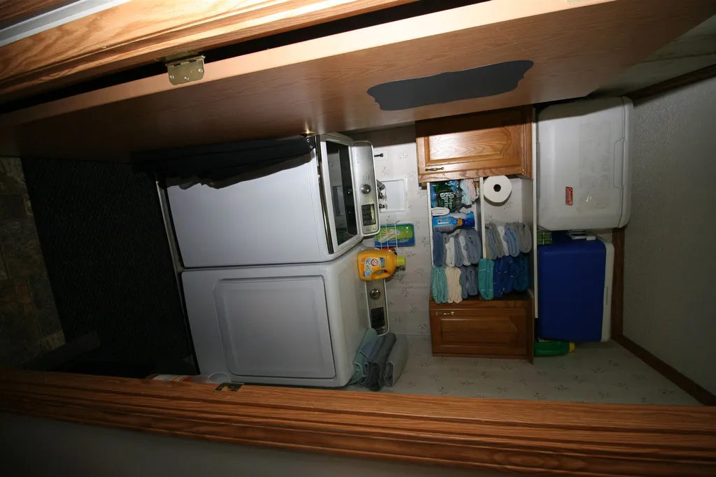 11 Darlene Lane Litchfield NH 03052-0000