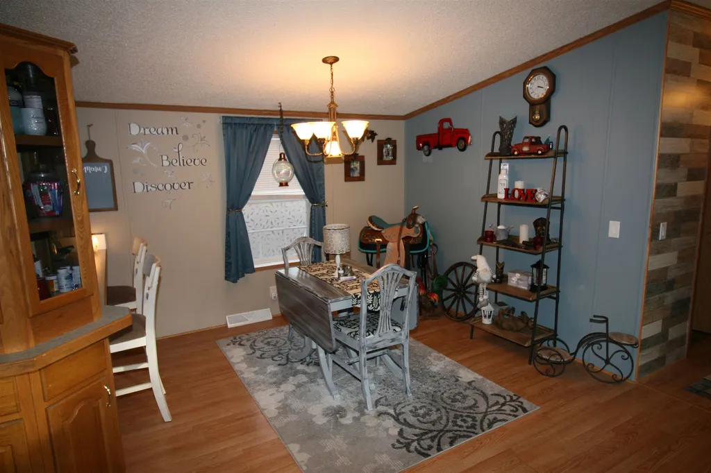 11 Darlene Lane Litchfield NH 03052-0000
