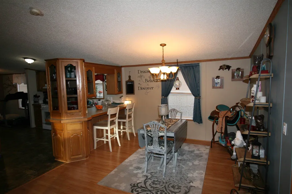 11 Darlene Lane Litchfield NH 03052-0000
